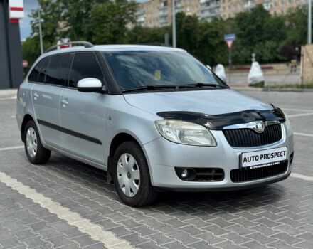 Серый Шкода Фабия, объемом двигателя 1.4 л и пробегом 187 тыс. км за 5500 $, фото 1 на Automoto.ua