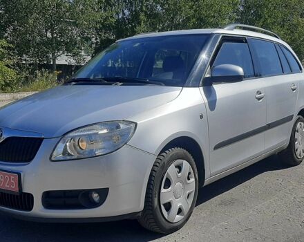 Сірий Шкода Фабія, об'ємом двигуна 1.6 л та пробігом 145 тис. км за 6800 $, фото 1 на Automoto.ua