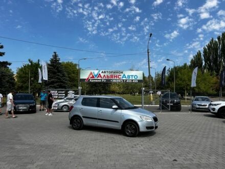 Шкода Фабия 2008 в Кривом Роге на Automoto.ua Серый Шкода Фабия, объемом двигателя 1.4 л и пробегом 180 тыс. км за 4999 $, фото 1 на Automoto.ua