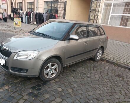 Серый Шкода Фабия, объемом двигателя 0 л и пробегом 146 тыс. км за 4650 $, фото 1 на Automoto.ua