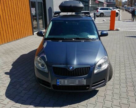 Сірий Шкода Фабія, об'ємом двигуна 1.6 л та пробігом 222 тис. км за 5600 $, фото 1 на Automoto.ua