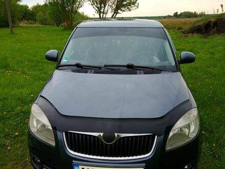 Серый Шкода Фабия, объемом двигателя 1.2 л и пробегом 260 тыс. км за 4000 $, фото 1 на Automoto.ua