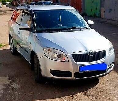 Шкода Фабия 2008 в Чернигове на Automoto.ua Серый Шкода Фабия, объемом двигателя 1.4 л и пробегом 220 тыс. км за 5700 $, фото 1 на Automoto.ua