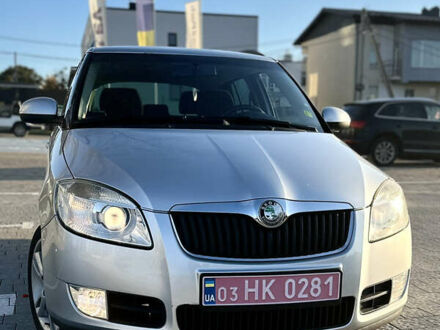 Шкода Фабия 2008 в Львове на Automoto.ua Серый Шкода Фабия, объемом двигателя 1.6 л и пробегом 210 тыс. км за 5599 $, фото 1 на Automoto.ua
