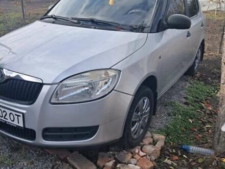 Шкода Фабия 2008 в Новомосковске на Automoto.ua Серый Шкода Фабия, объемом двигателя 1.5 л и пробегом 218 тыс. км за 4000 $, фото 1 на Automoto.ua