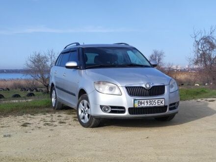 Шкода Фабия 2008 в Одессе на Automoto.ua Серый Шкода Фабия, объемом двигателя 1.4 л и пробегом 348 тыс. км за 3800 $, фото 1 на Automoto.ua