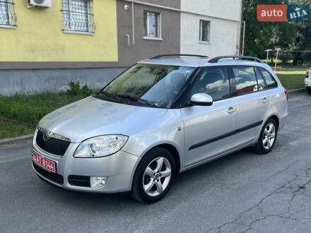 Шкода Фабия 2008 в Житомире на Automoto.ua Серый Шкода Фабия, объемом двигателя 1.4 л и пробегом 210 тыс. км за 5799 $, фото 1 на Automoto.ua