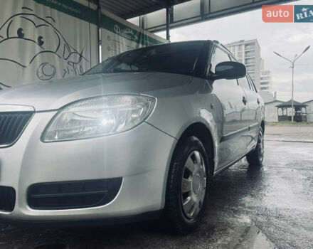 Сірий Шкода Фабія, об'ємом двигуна 1.2 л та пробігом 127 тис. км за 4800 $, фото 1 на Automoto.ua