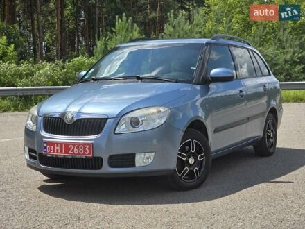 Шкода Фабия 2008 в Ковель на Automoto.ua Серый Шкода Фабия, объемом двигателя 1.6 л и пробегом 215 тыс. км за 5599 $, фото 1 на Automoto.ua