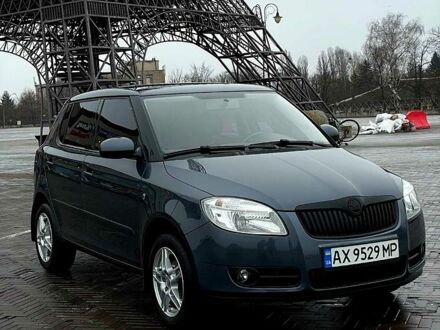 Серый Шкода Фабия, объемом двигателя 1.4 л и пробегом 69 тыс. км за 6150 $, фото 1 на Automoto.ua