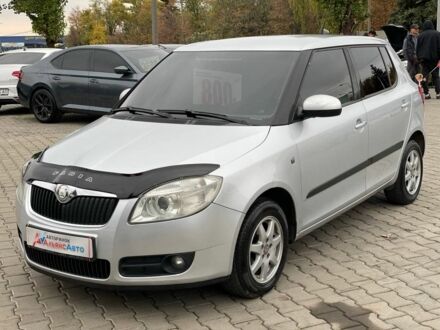 Серый Шкода Фабия, объемом двигателя 1.4 л и пробегом 335 тыс. км за 4600 $, фото 1 на Automoto.ua