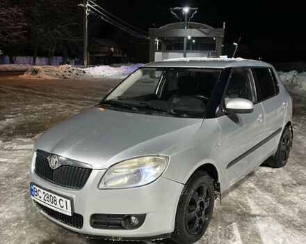 Сірий Шкода Фабія, об'ємом двигуна 1.4 л та пробігом 310 тис. км за 3500 $, фото 1 на Automoto.ua