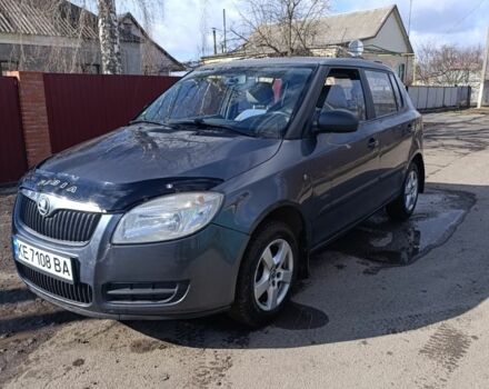 Серый Шкода Фабия, объемом двигателя 1.2 л и пробегом 250 тыс. км за 4000 $, фото 1 на Automoto.ua