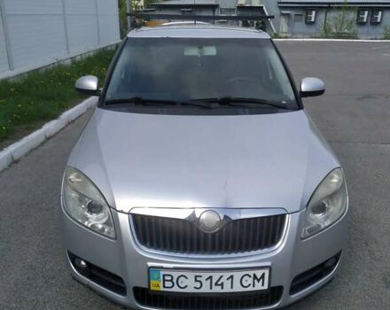 Сірий Шкода Фабія, об'ємом двигуна 1.4 л та пробігом 210 тис. км за 3900 $, фото 1 на Automoto.ua