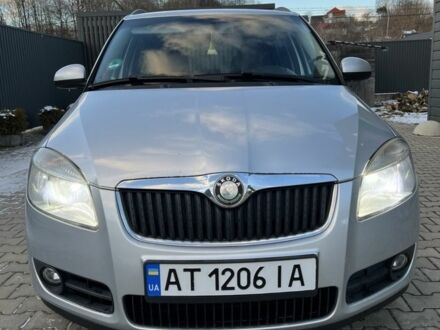 Сірий Шкода Фабія, об'ємом двигуна 1.4 л та пробігом 320 тис. км за 4800 $, фото 1 на Automoto.ua
