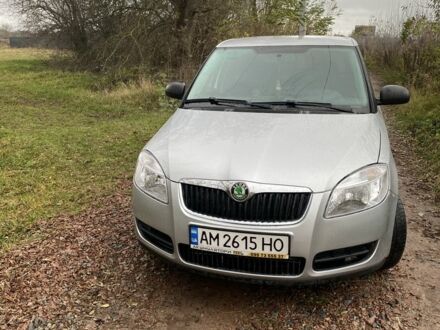 Сірий Шкода Фабія, об'ємом двигуна 1.2 л та пробігом 232 тис. км за 3800 $, фото 1 на Automoto.ua