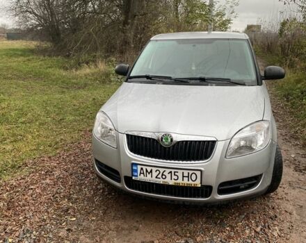 Серый Шкода Фабия, объемом двигателя 1.2 л и пробегом 232 тыс. км за 3800 $, фото 1 на Automoto.ua