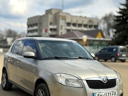 Шкода Фабия 2008 в Новомосковске на Automoto.ua Серый Шкода Фабия, объемом двигателя 1.4 л и пробегом 154 тыс. км за 6000 $, фото 1 на Automoto.ua