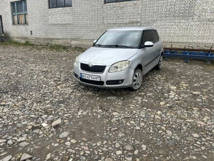 Сірий Шкода Фабія, об'ємом двигуна 1.4 л та пробігом 370 тис. км за 4100 $, фото 1 на Automoto.ua