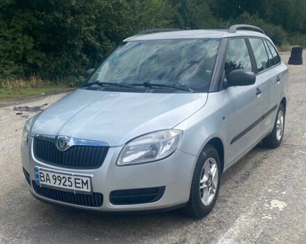 Серый Шкода Фабия, объемом двигателя 1.2 л и пробегом 213 тыс. км за 4300 $, фото 1 на Automoto.ua