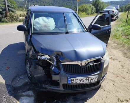 Сірий Шкода Фабія, об'ємом двигуна 1.39 л та пробігом 220 тис. км за 1900 $, фото 1 на Automoto.ua