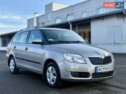 Серый Шкода Фабия, объемом двигателя 1.2 л и пробегом 237 тыс. км за 4100 $, фото 1 на Automoto.ua
