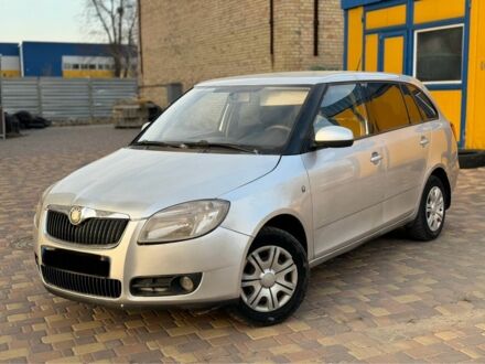 Сірий Шкода Фабія, об'ємом двигуна 1.4 л та пробігом 210 тис. км за 3500 $, фото 1 на Automoto.ua