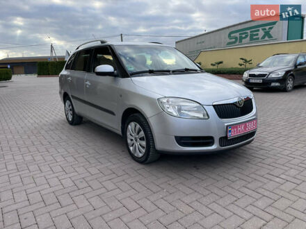 Серый Шкода Фабия, объемом двигателя 1.6 л и пробегом 223 тыс. км за 5339 $, фото 1 на Automoto.ua