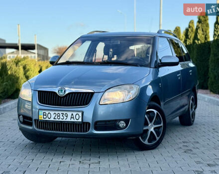 Сірий Шкода Фабія, об'ємом двигуна 1.4 л та пробігом 263 тис. км за 4750 $, фото 1 на Automoto.ua