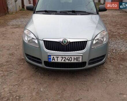 Серый Шкода Фабия, объемом двигателя 1.2 л и пробегом 173 тыс. км за 4399 $, фото 1 на Automoto.ua