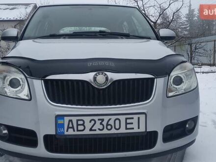 Шкода Фабія 2009 у Казатине на Automoto.ua Сірий Шкода Фабія, об'ємом двигуна 1.39 л та пробігом 270 тис. км за 5250 $, фото 1 на Automoto.ua