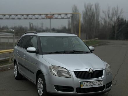 Серый Шкода Фабия, объемом двигателя 1.2 л и пробегом 218 тыс. км за 4000 $, фото 1 на Automoto.ua