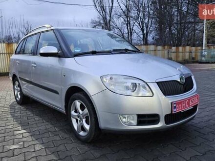 Серый Шкода Фабия, объемом двигателя 1.4 л и пробегом 211 тыс. км за 5450 $, фото 1 на Automoto.ua