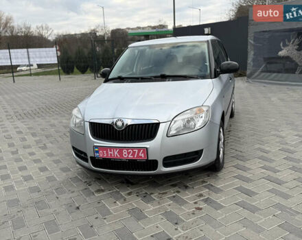 Сірий Шкода Фабія, об'ємом двигуна 1.2 л та пробігом 180 тис. км за 5300 $, фото 1 на Automoto.ua