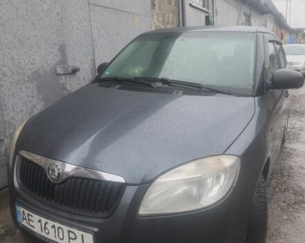 Сірий Шкода Фабія, об'ємом двигуна 1.2 л та пробігом 237 тис. км за 3500 $, фото 1 на Automoto.ua