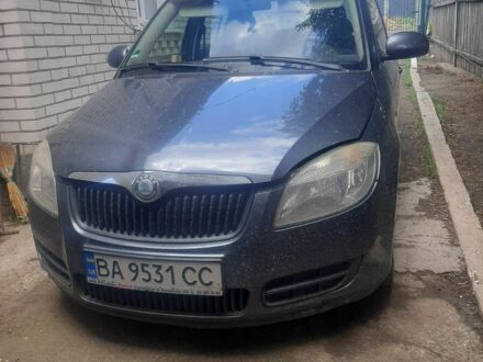 Шкода Фабія 2010 у Гайвороне на Automoto.ua Сірий Шкода Фабія, об'ємом двигуна 0 л та пробігом 262 тис. км за 3500 $, фото 1 на Automoto.ua