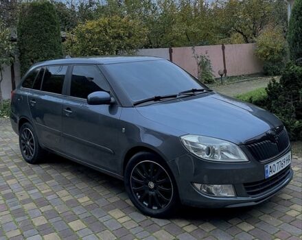 Серый Шкода Фабия, объемом двигателя 1.6 л и пробегом 373 тыс. км за 5199 $, фото 1 на Automoto.ua