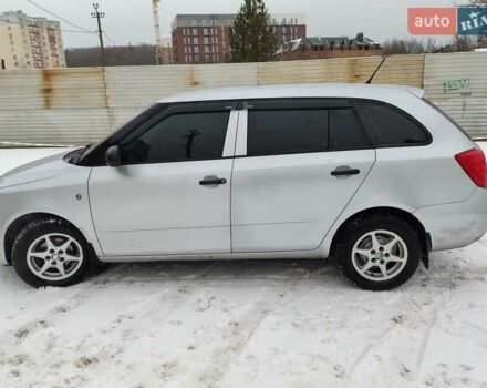 Сірий Шкода Фабія, об'ємом двигуна 1.6 л та пробігом 372 тис. км за 4800 $, фото 1 на Automoto.ua