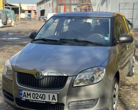 Сірий Шкода Фабія, об'ємом двигуна 1.2 л та пробігом 220 тис. км за 4100 $, фото 1 на Automoto.ua