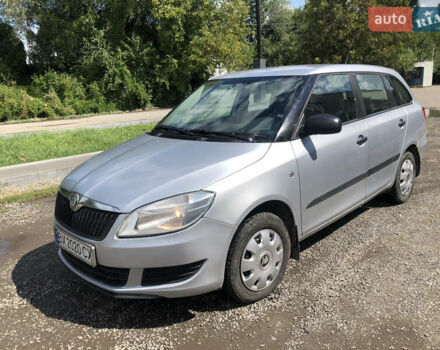 Сірий Шкода Фабія, об'ємом двигуна 1.2 л та пробігом 241 тис. км за 4500 $, фото 1 на Automoto.ua