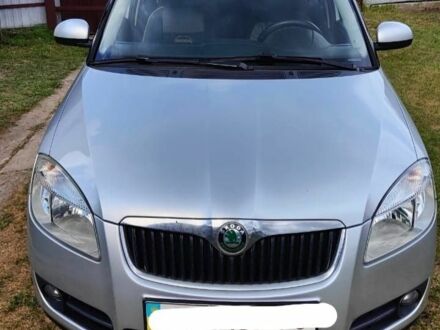 Шкода Фабия 2010 в Киеве на Automoto.ua Серый Шкода Фабия, объемом двигателя 1.4 л и пробегом 214 тыс. км за 5700 $, фото 1 на Automoto.ua