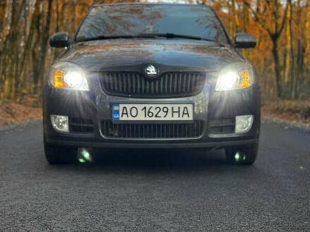 Серый Шкода Фабия, объемом двигателя 1.39 л и пробегом 316 тыс. км за 5600 $, фото 1 на Automoto.ua