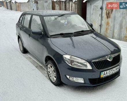 Серый Шкода Фабия, объемом двигателя 1.4 л и пробегом 167 тыс. км за 5500 $, фото 1 на Automoto.ua