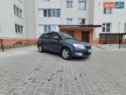Сірий Шкода Фабія, об'ємом двигуна 1.2 л та пробігом 190 тис. км за 4450 $, фото 1 на Automoto.ua
