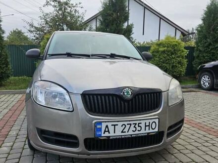 Сірий Шкода Фабія, об'ємом двигуна 1.42 л та пробігом 163 тис. км за 5100 $, фото 1 на Automoto.ua
