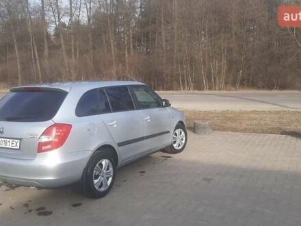 Шкода Фабія 2010 у Яворове на Automoto.ua Сірий Шкода Фабія, об'ємом двигуна 1.6 л та пробігом 240 тис. км за 6000 $, фото 1 на Automoto.ua