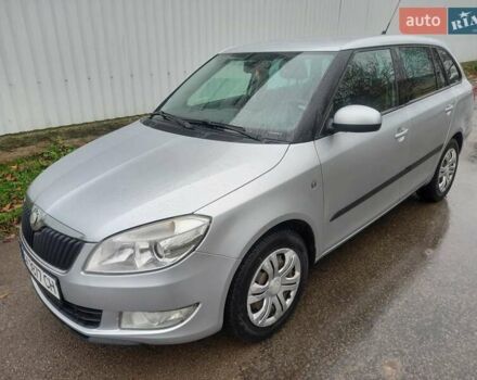 Серый Шкода Фабия, объемом двигателя 1.6 л и пробегом 264 тыс. км за 6400 $, фото 1 на Automoto.ua