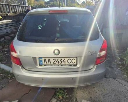 Серый Шкода Фабия, объемом двигателя 1.2 л и пробегом 311 тыс. км за 4500 $, фото 1 на Automoto.ua