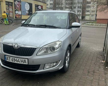 Серый Шкода Фабия, объемом двигателя 1.2 л и пробегом 230 тыс. км за 5550 $, фото 1 на Automoto.ua