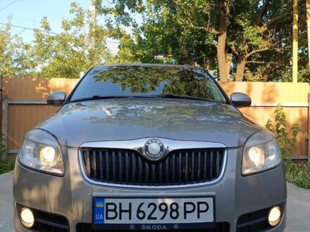 Шкода Фабія 2010 у Измаиле на Automoto.ua Сірий Шкода Фабія, об'ємом двигуна 1.4 л та пробігом 200 тис. км за 6800 $, фото 1 на Automoto.ua